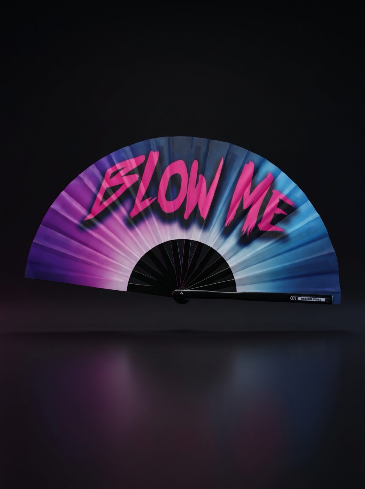 Wentylator festiwalowy „BLOW ME” w kolorze fioletowo-niebieskim – akcesorium Rave & CSD
