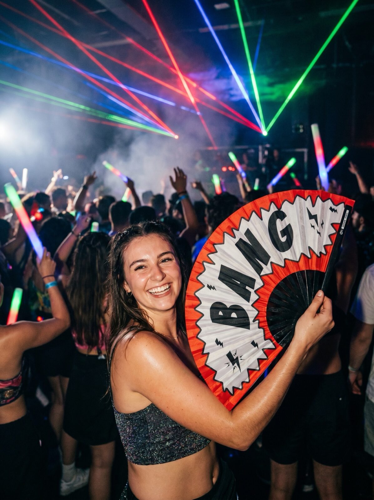 Festival Fan „BANG” komiks w kolorze czerwonym i białym – akcesorium Rave & Party – Widok 2