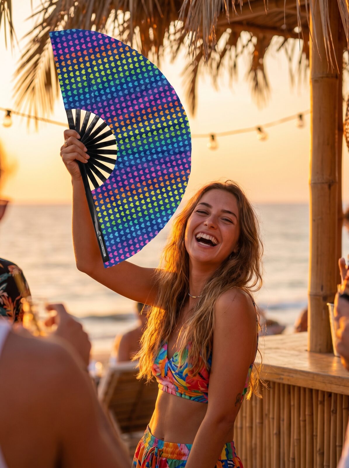Fan Festival granatowy z tęczowymi sercami – CSD & Pride – Widok 5