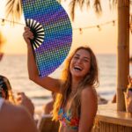 Fan Festival granatowy z tęczowymi sercami – CSD & Pride – Widok 5