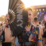 Wentylator festiwalowy „KINKY” w kolorze czarnym – Rave & Pride statement – Widok 3