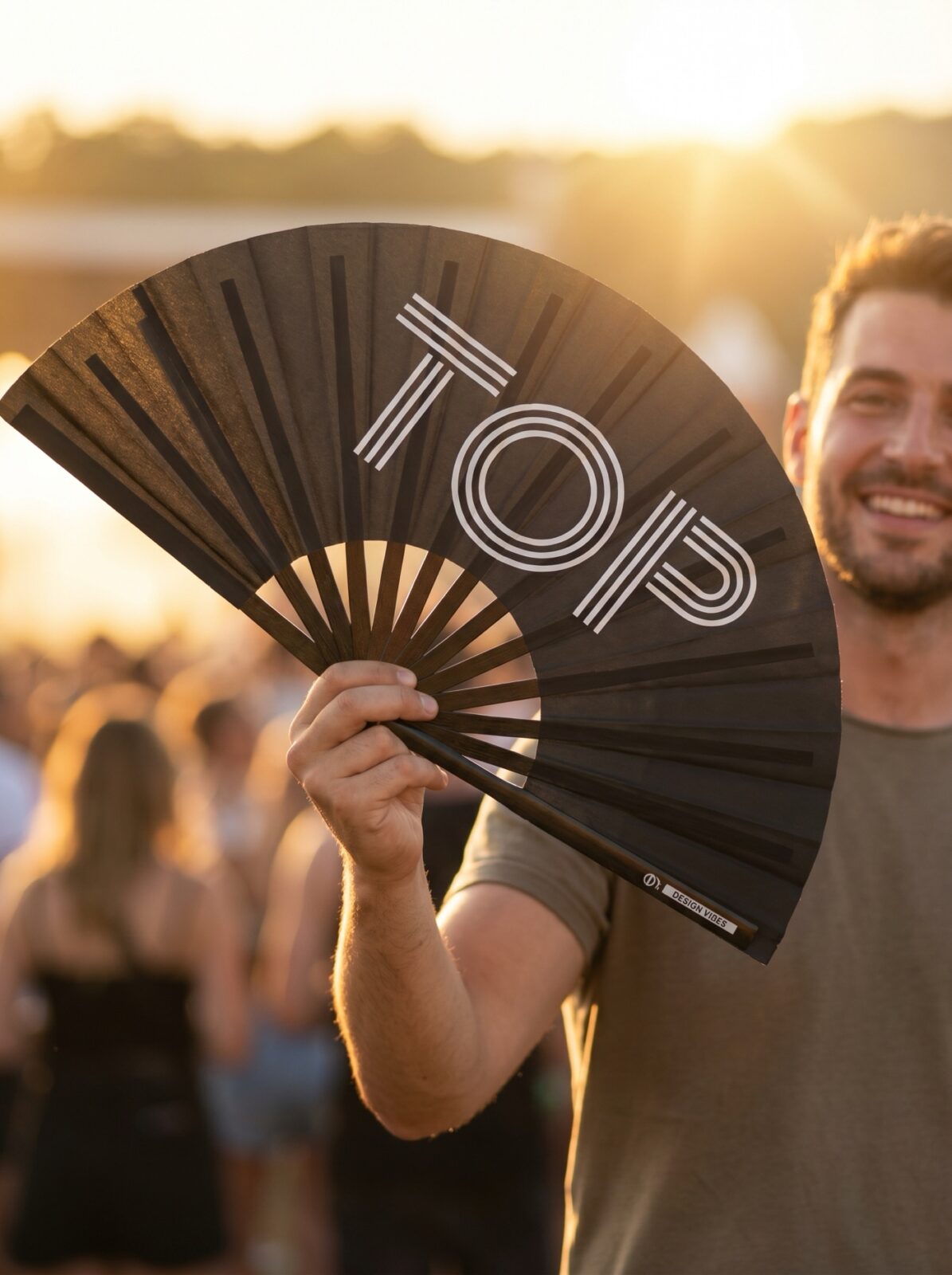 Fan Festival „TOP” w kolorze czarnym – Rave & Pride statement – Widok 3