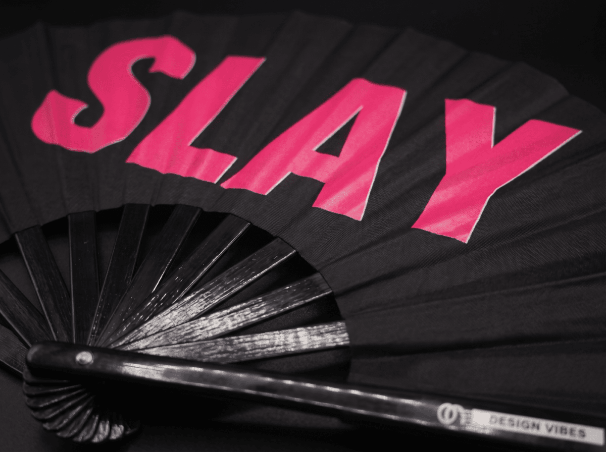 Festival Fan „SLAY” w kolorze czarno-różowym, akcesorium na CSD i Rave, Widok 6
