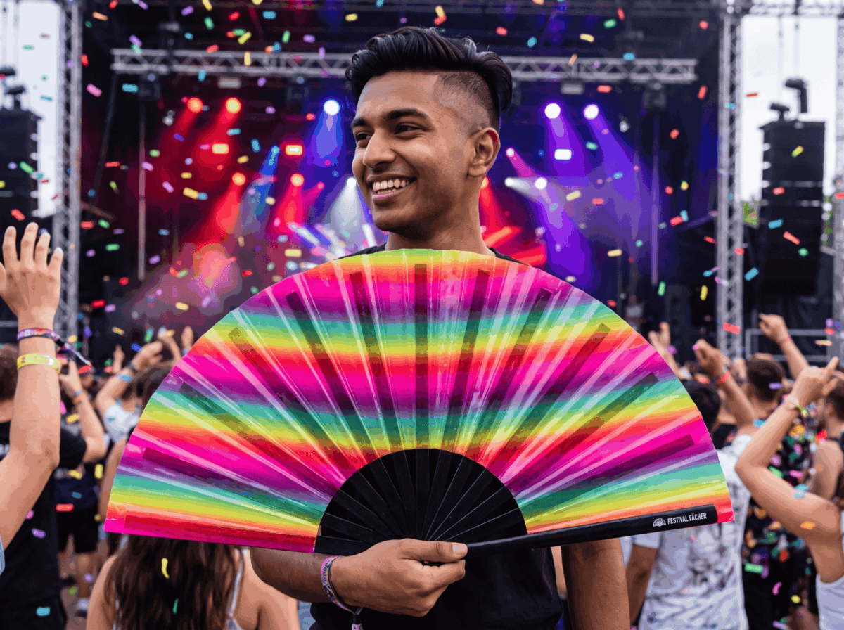 Transparentny Festival Fan z tęczowymi paskami na CSD i Pride, Widok 4