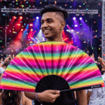 Transparentny Festival Fan z tęczowymi paskami na CSD i Pride, Widok 4