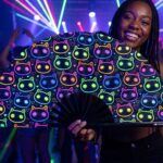 Festival Fan „Neonowe koty”, czarne, na Rave’y i festiwale, Widok 2