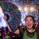Festival Fan „Neonowe koty”, czarne, na Rave’y i festiwale, Widok 4