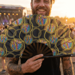Festival Fans z neonowymi kółkami w kolorze czarnym, na Techno i Rave, Widok 3