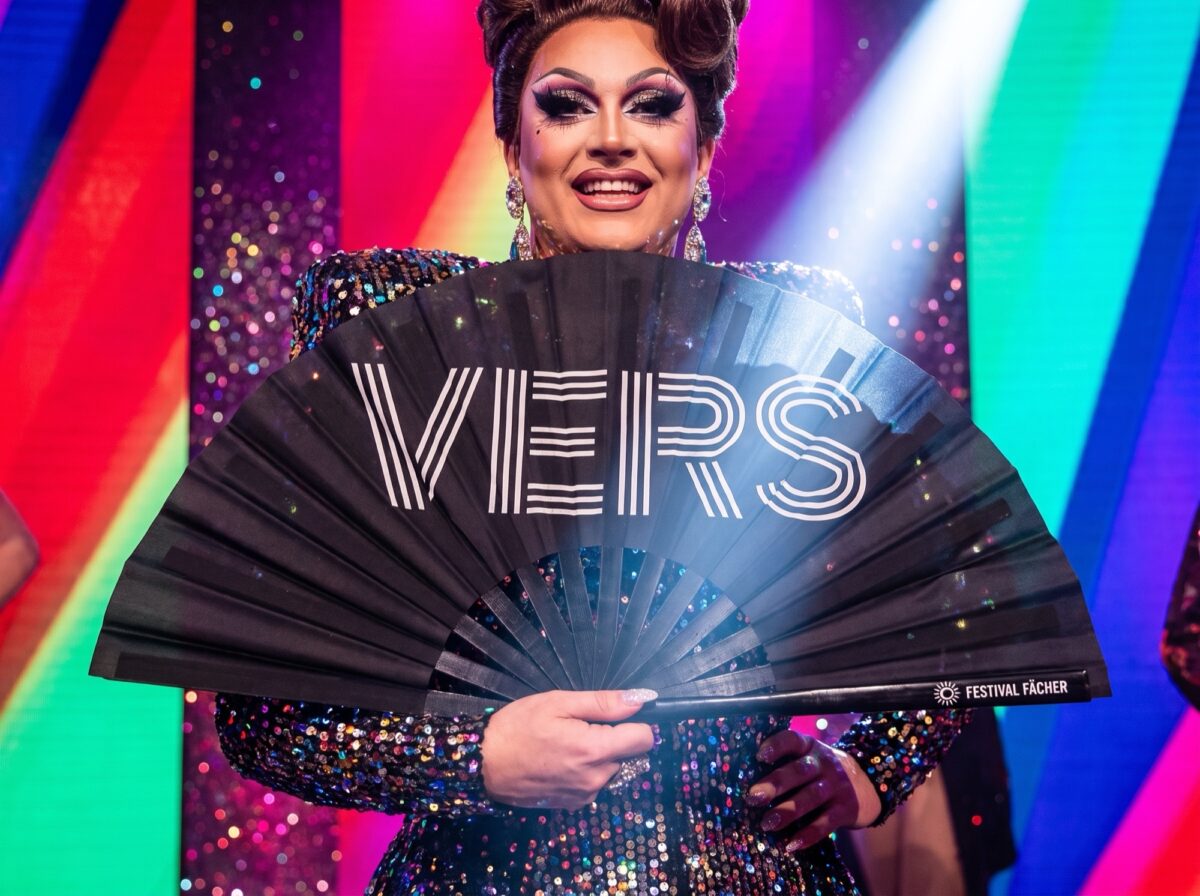 Festival Fan „VERS” w kolorze czarnym, statement na Rave i CSD, Widok 5