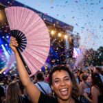 Festival Fan w kolorze różowym z brokatem na festiwale i imprezy, Widok 4